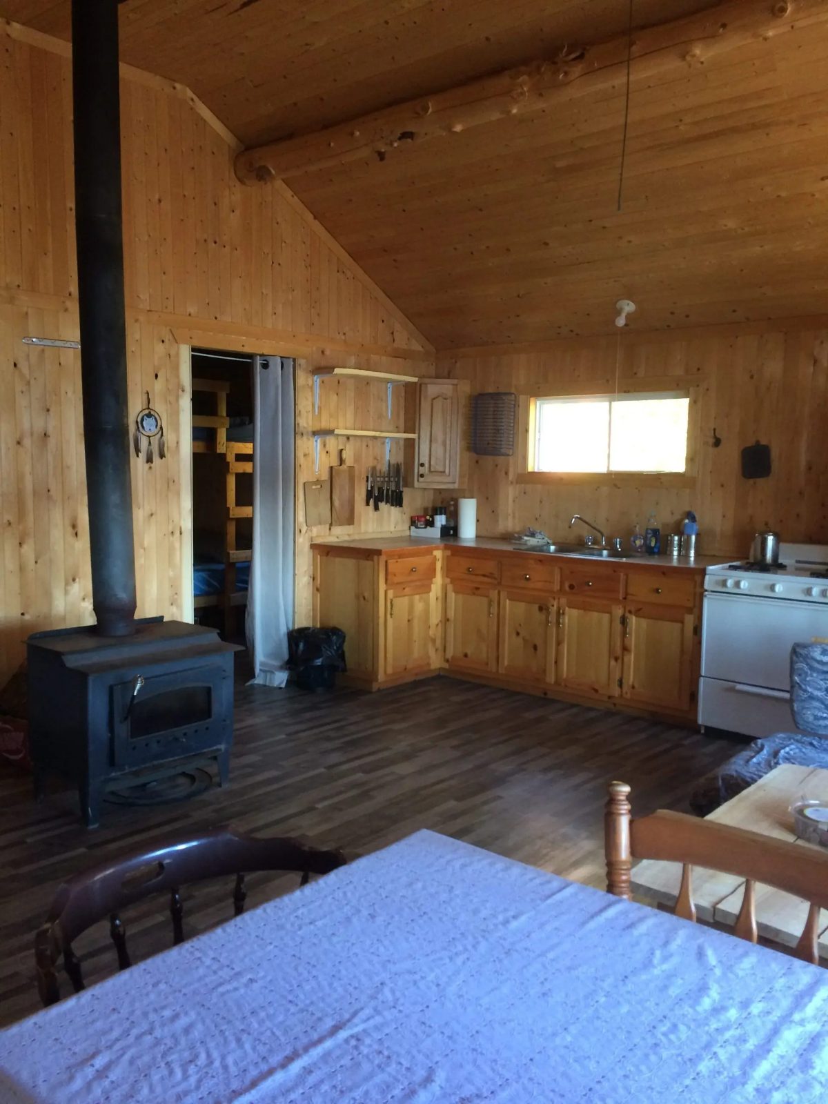 CHALET DU LAC DRAGON – Pourvoirie Waban-Aki