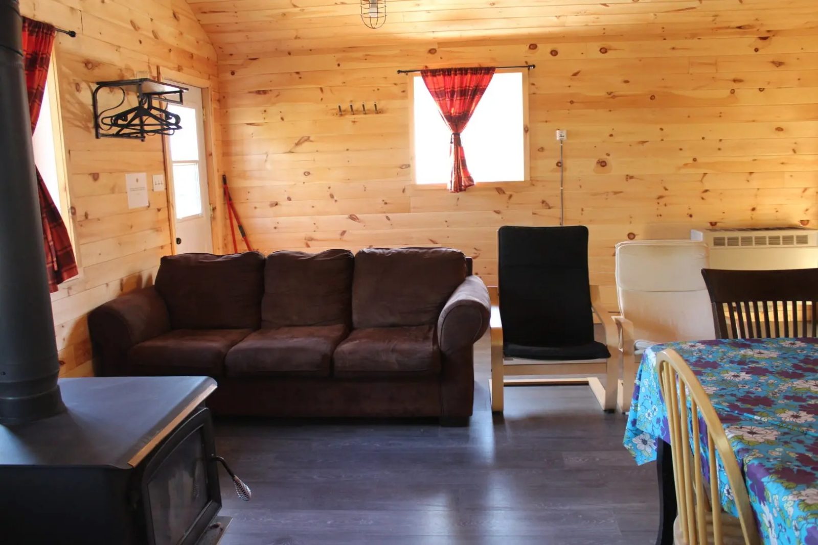 CHALET PEKAN – Pourvoirie Waban-Aki
