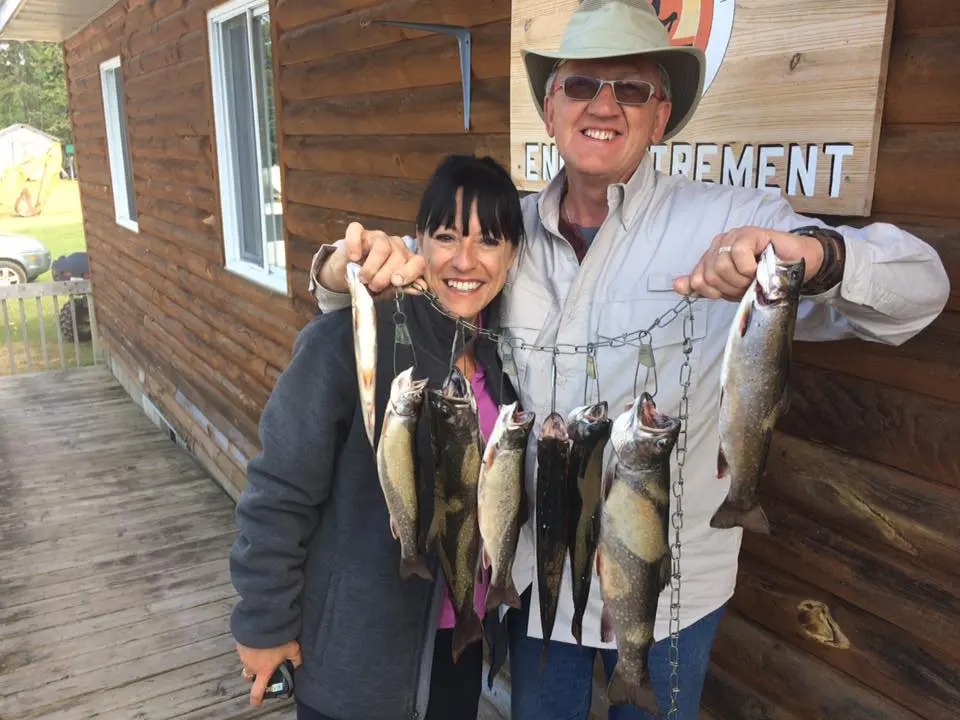 Pêche Truite mouchetée chez Pourvoirie Waban-Aki, Mauricie, Québec — photo 2
