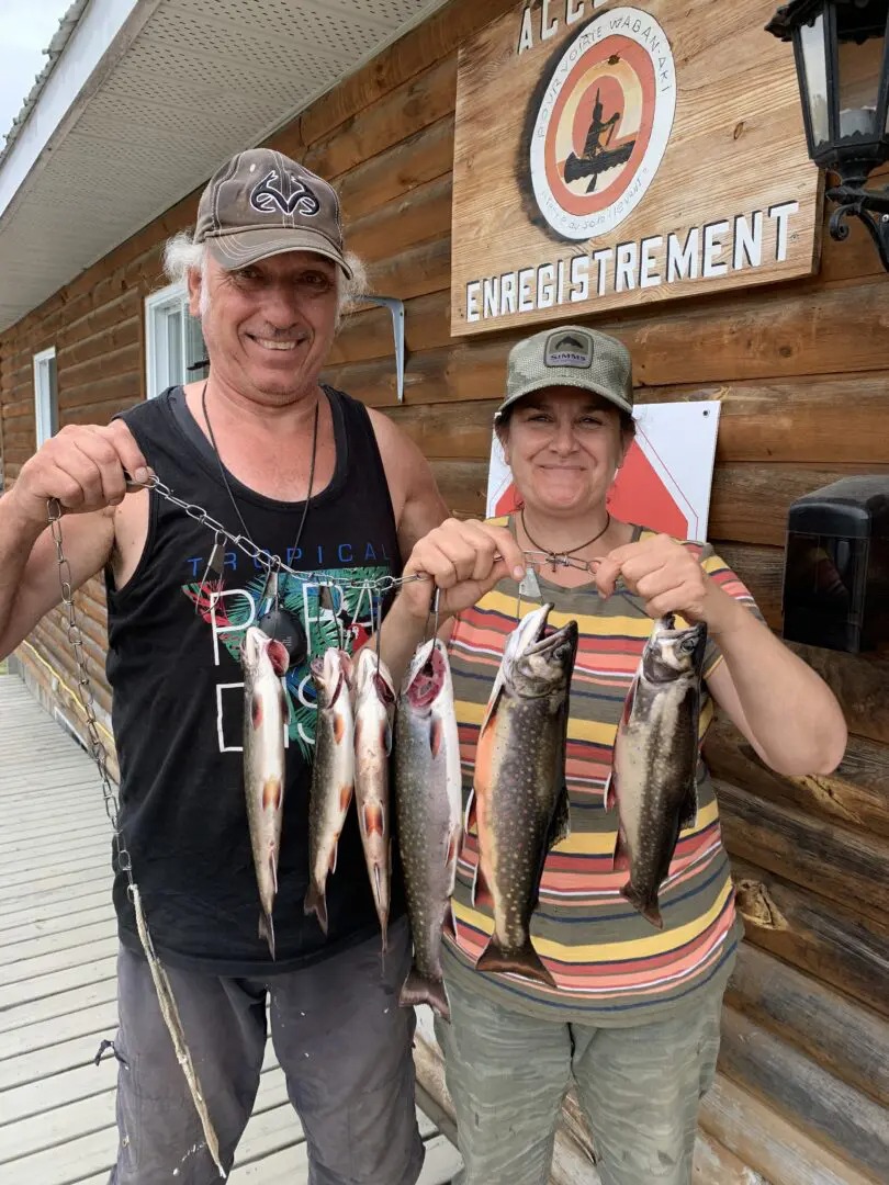 Pêche Truite mouchetée chez Pourvoirie Waban-Aki, Mauricie, Québec — photo 4