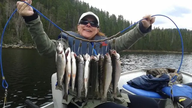 Pêche Truite mouchetée chez Pourvoirie Waban-Aki, Mauricie, Québec — photo 6