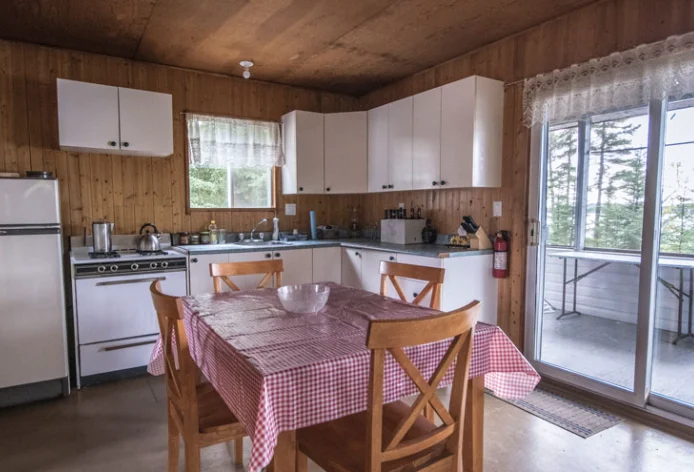 CHALET LA DESCENTE — Pourvoirie WetetNagami Inc. – Pourvoirie WetetNagami Inc.