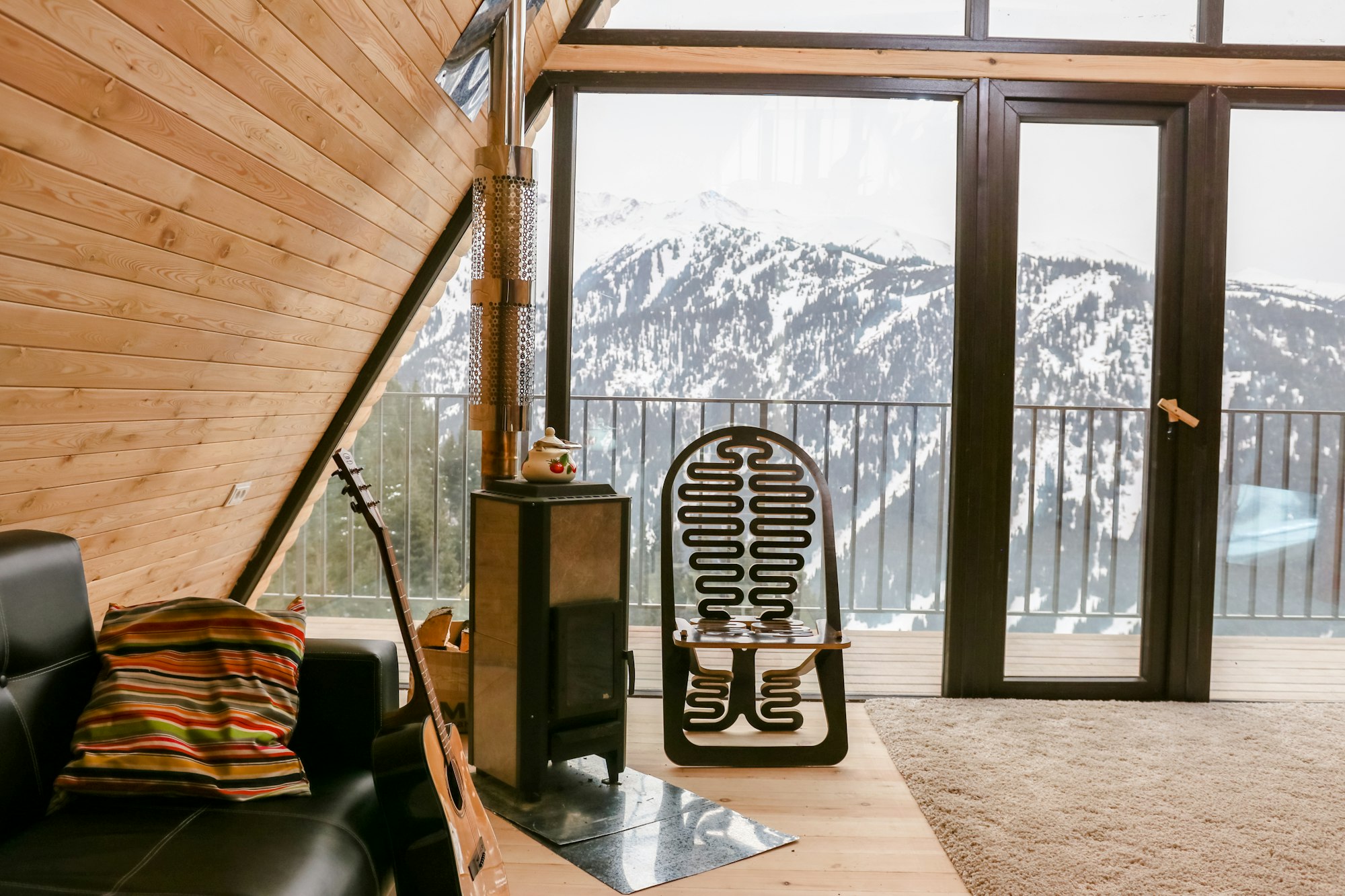 Chalet Whispering Pines – Brunswick Lake Lodge