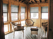 Raleigh Lake Cabins – Cobblestone Lodge