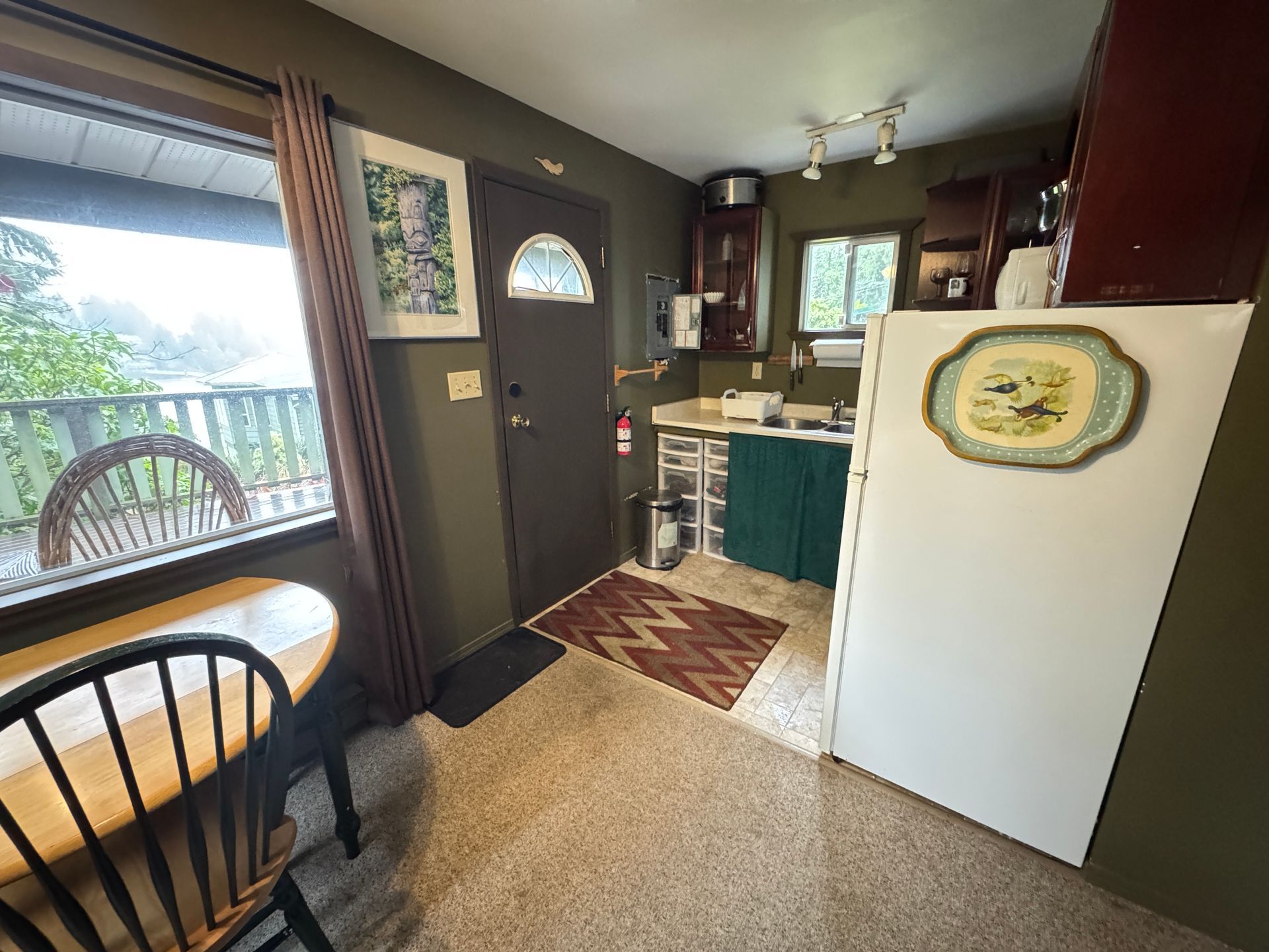 Cabin 4 – Imperial Eagle Lodge & Charters