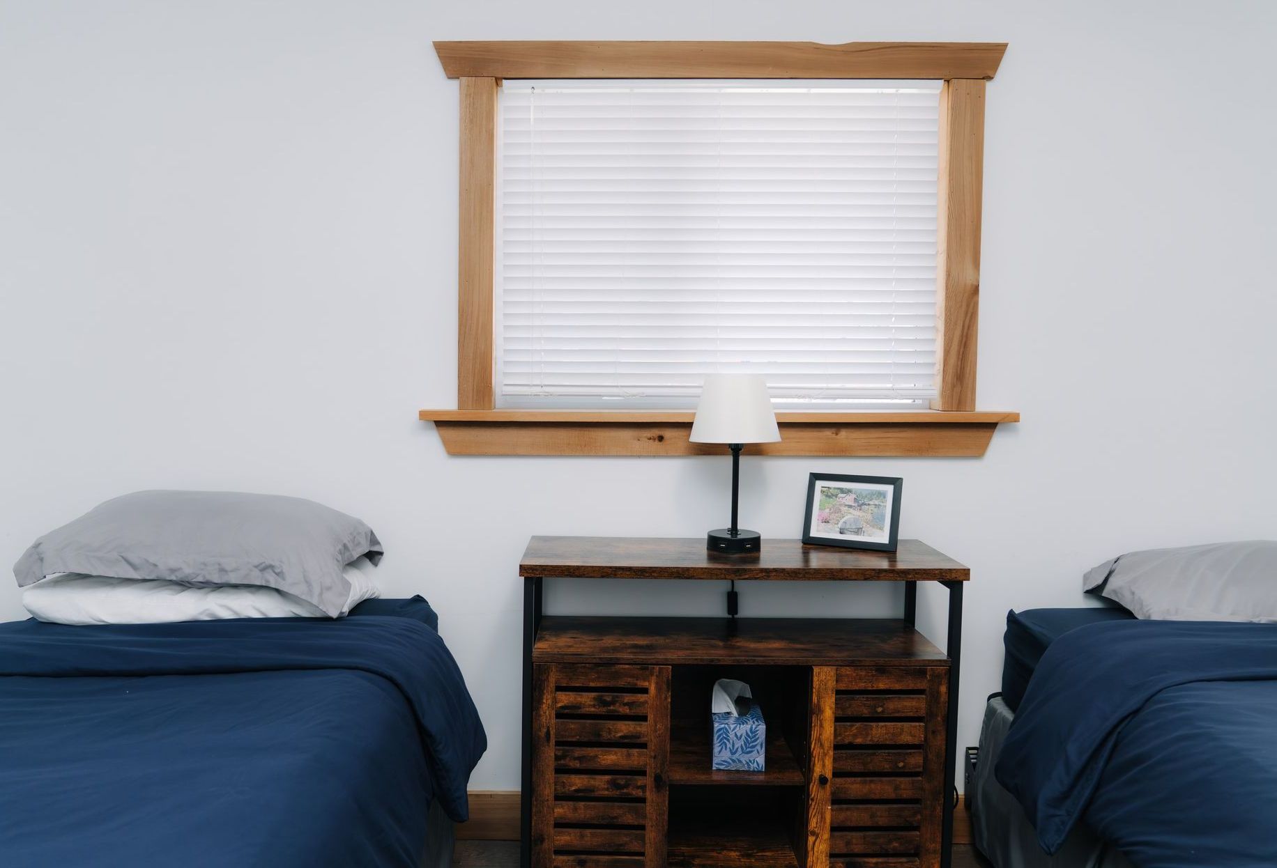 Cabin 4 – Imperial Eagle Lodge & Charters