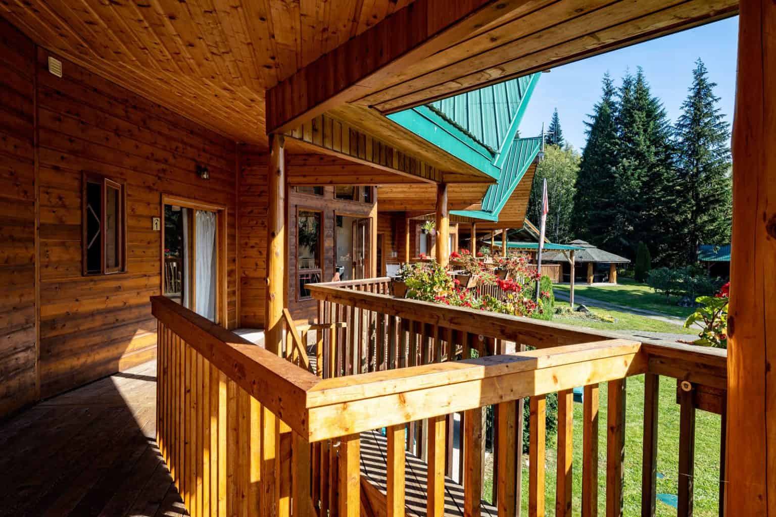 Chalet Yellow Cedar Lodge — Nicholas Dean Lodge – Nicholas Dean Lodge