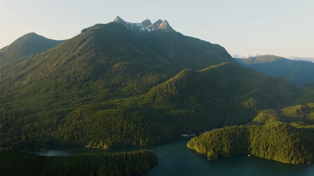 Photo de Nimmo Bay Wilderness Resort sur l'Île de Vancouver, Bc