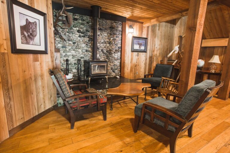 Chalet River View — Pitt River Lodge – Pitt River Lodge