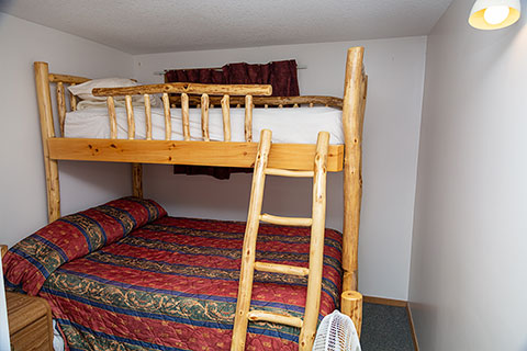 Suite — Evergreen Resort – Evergreen Resort