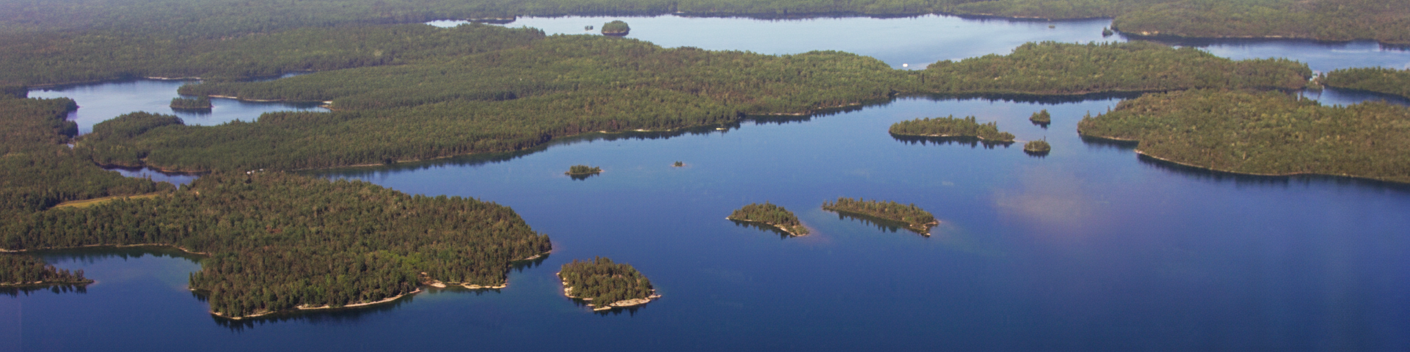 Photo of Lakeland Airways Ltd. / Three Buoys Houseboats in Temagami, ON