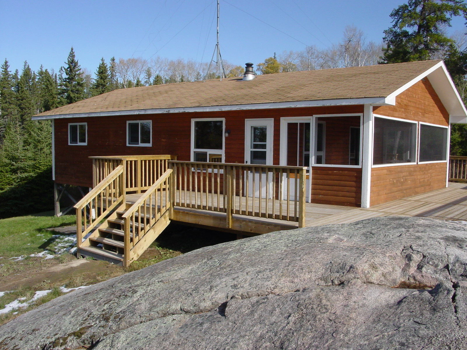 Brown Bear Lake Outpost Cabin – Brown Bear Lake Outpost Cabin
