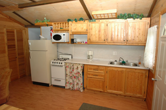 Canada Jay Cottage – Stanley’s Resort