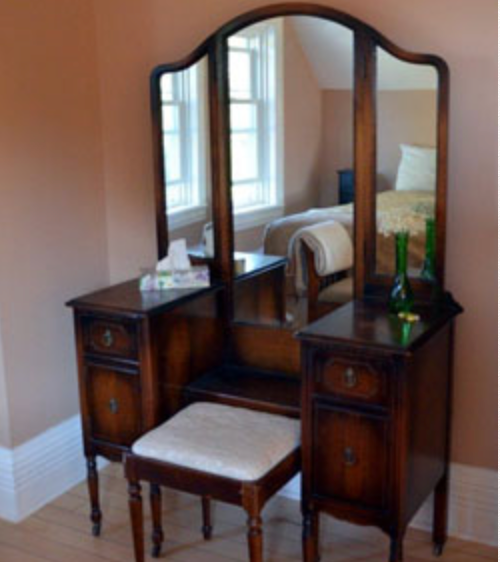 B&B: The McIntosh Room – Timberlane Rustic Lodges