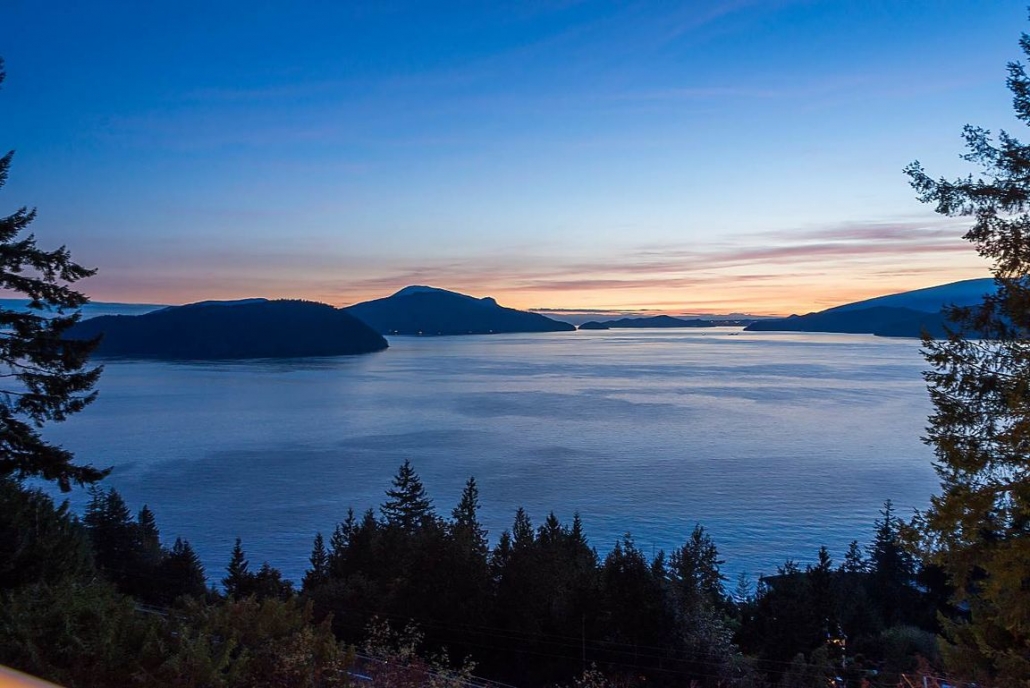 Photo of Hook'n Them Up Fishing Charters in Vancouver Island, BC