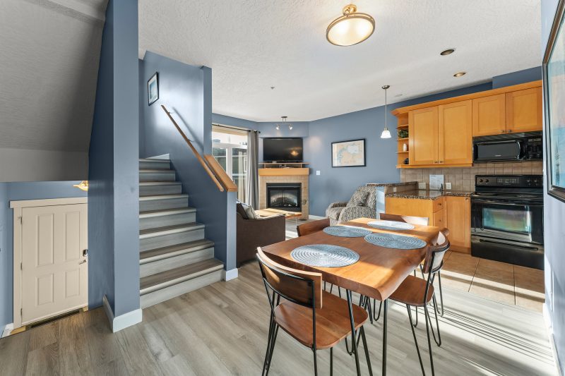 Chalet Maisons de ville de vacances — Sooke Harbour Resort & Marina Fishing Charters – Sooke Harbour Resort & Marina Fishing Charters