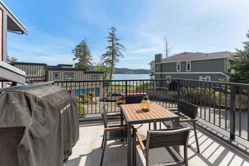 Chalet Maisons de ville de vacances — Sooke Harbour Resort & Marina Fishing Charters – Sooke Harbour Resort & Marina Fishing Charters