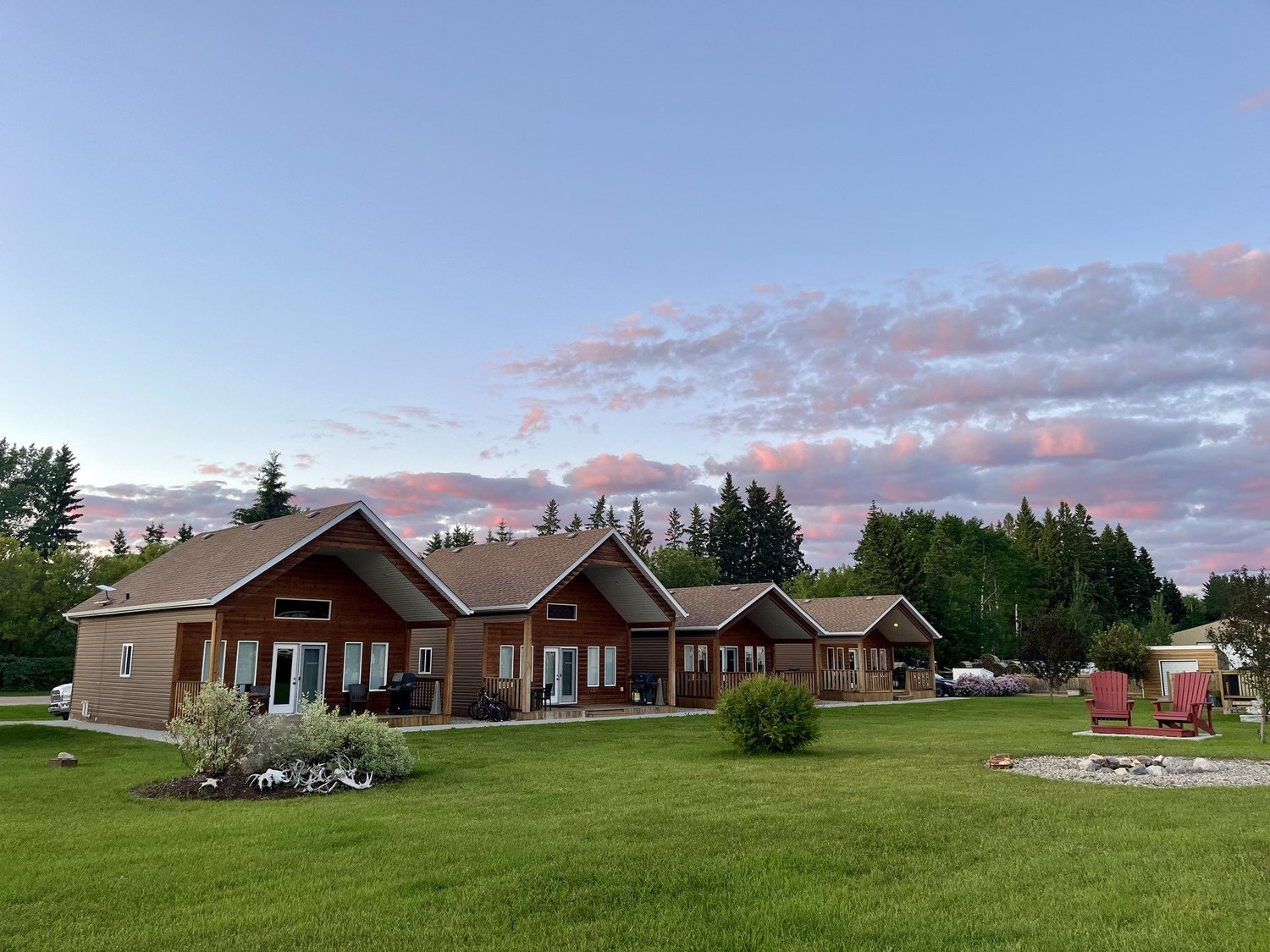 Auberge Aurora Skies Resorts — Aurora Skies Outfitting – Aurora Skies Outfitting