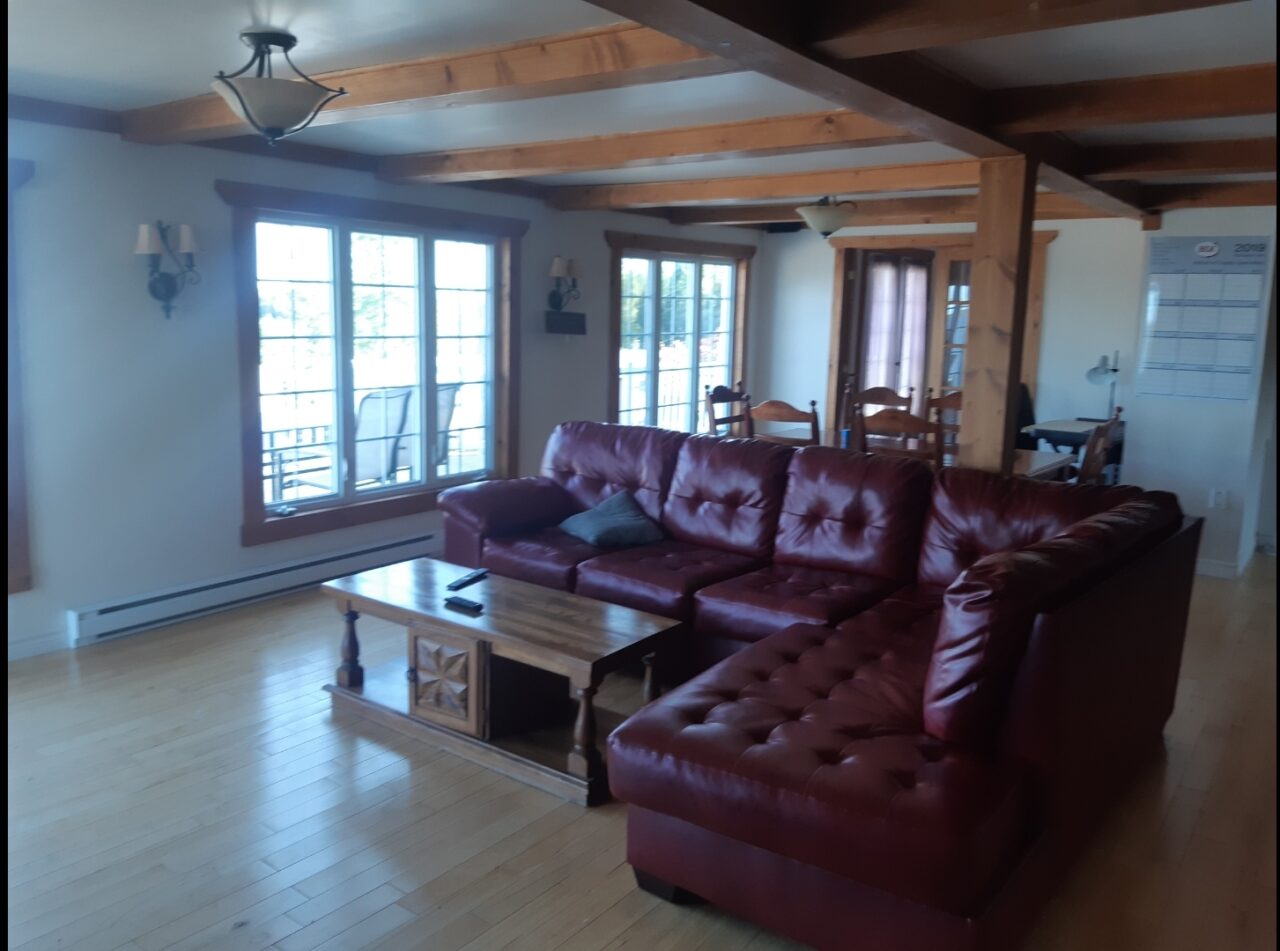 Chalet Le Lodge — Pavillon du Lac Guéguen – Pavillon du Lac Guéguen