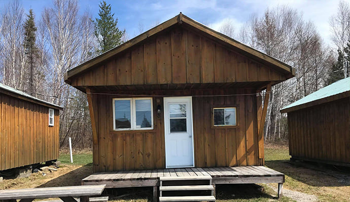 Chalet 6 — Pourvoirie Domaine des Quinze – Pourvoirie Domaine des Quinze
