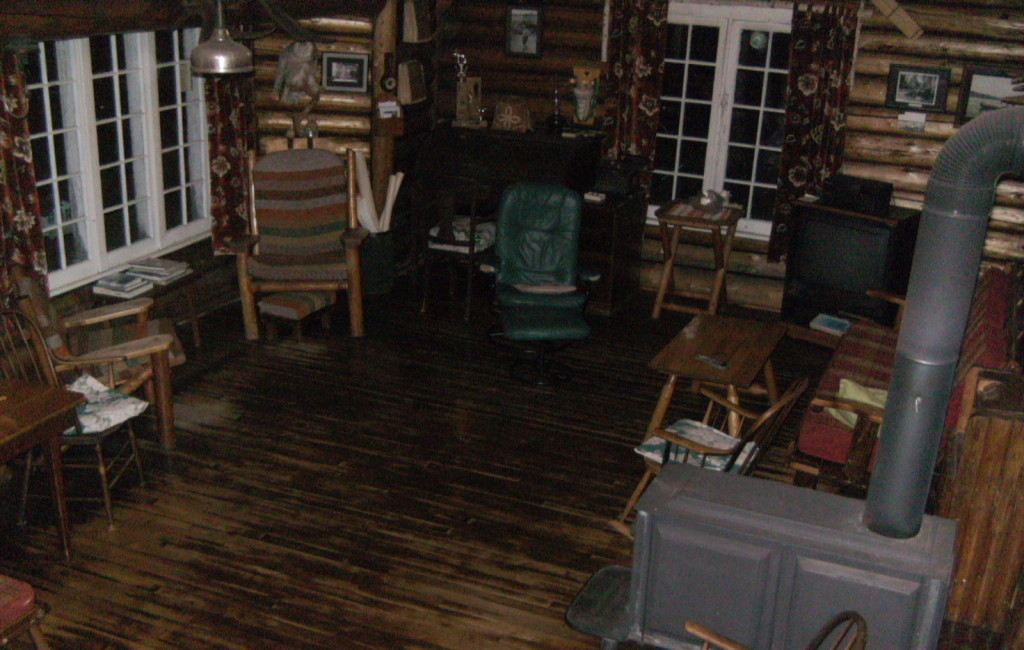 Cabin La Grande Maison — Pourvoirie Sud Lac Choiseul – Pourvoirie Sud Lac Choiseul
