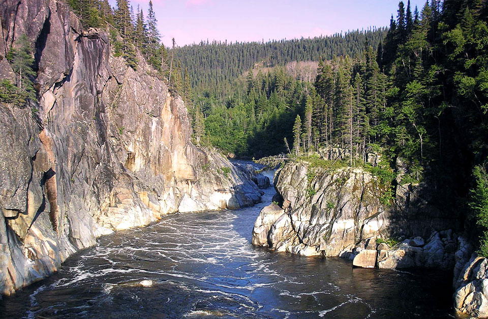 Photo de Pourvoirie de la Haute Saint-Jean sur la Côte-Nord, Qc